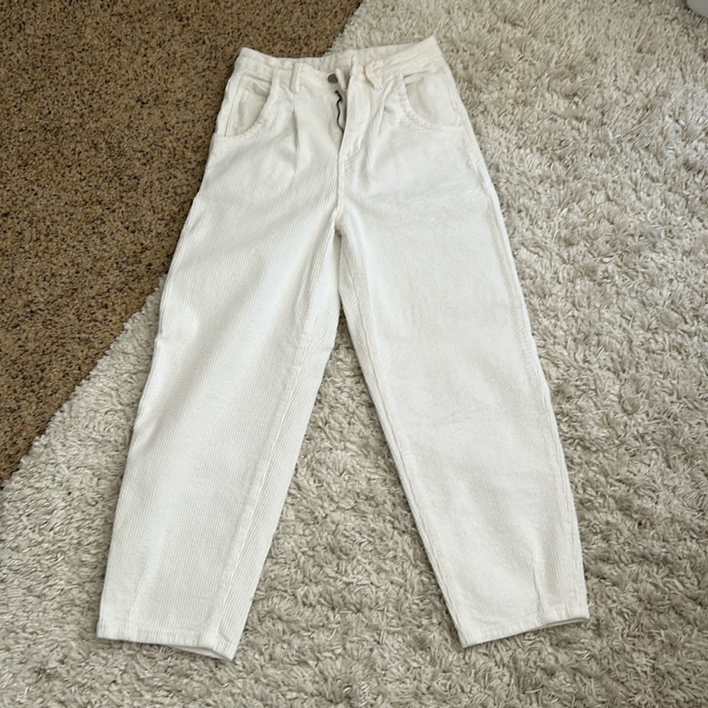 White corduroy capris